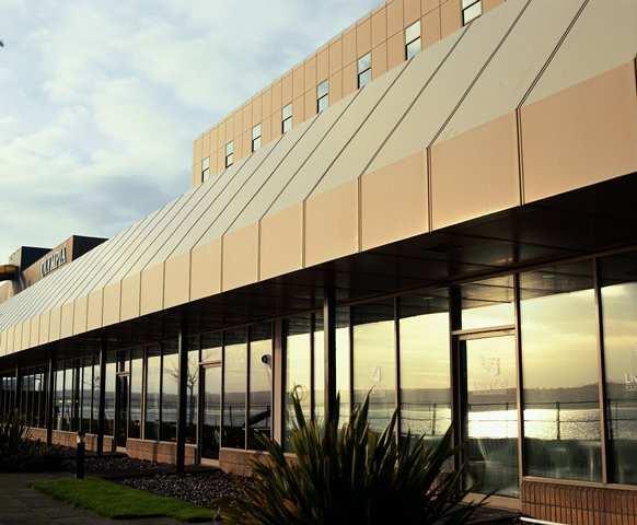 Hilton Dundee Hotel Exterior photo